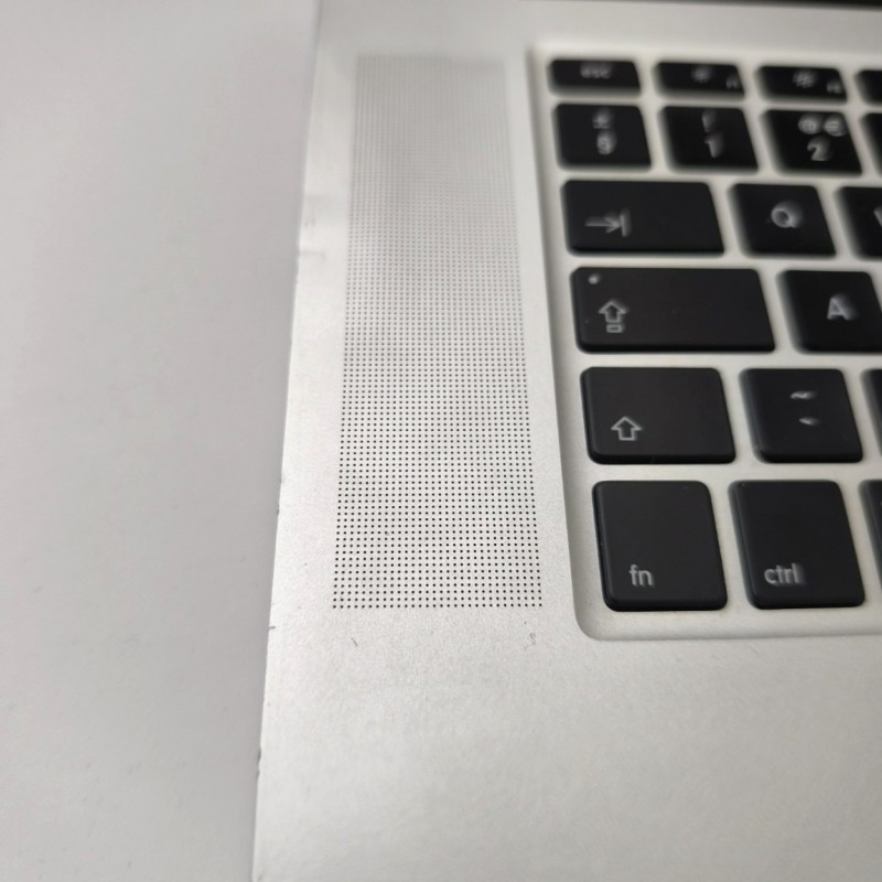 Apple MacBook Pro Retina 15 Mid 2012 i7 8GB 256GB SSD